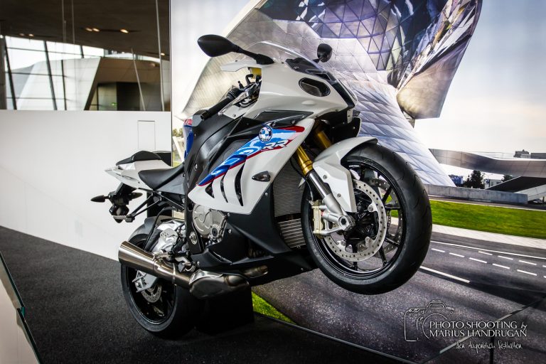 Werbefotos Fahrzeugshooting Motorradfotografie
